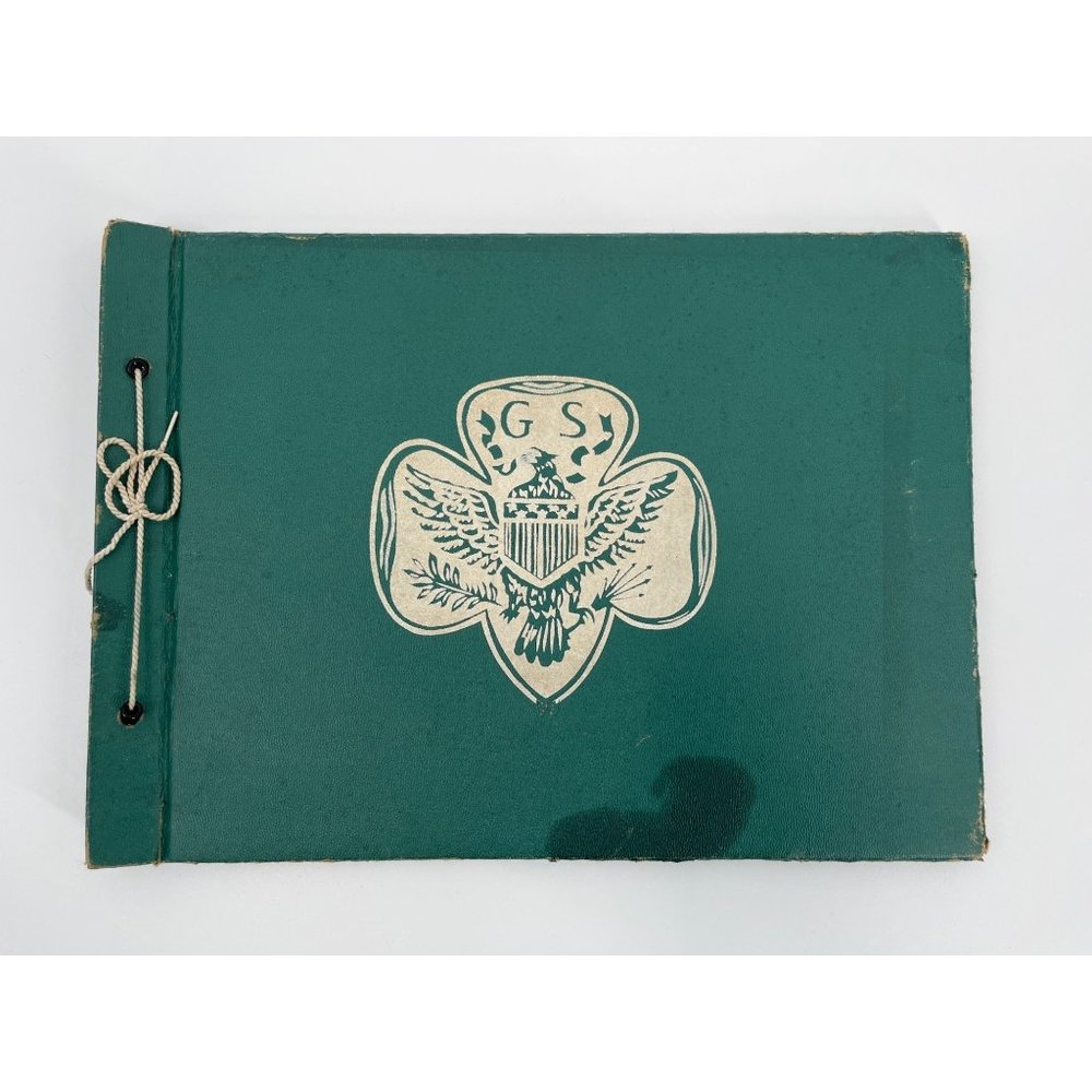 Vintage Girl Scout Vintage 15X11 Flocked Emblem Scrapbook